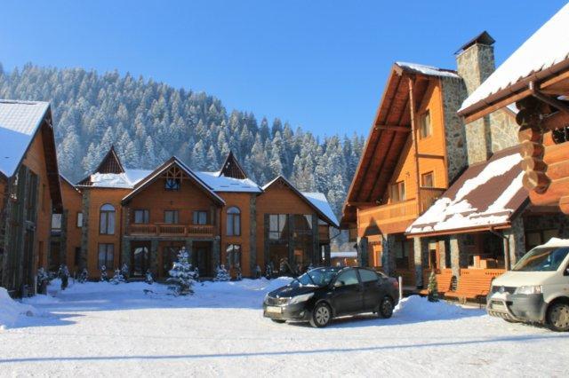 Sribni Rosy Hotel Mykulychyn Exterior photo